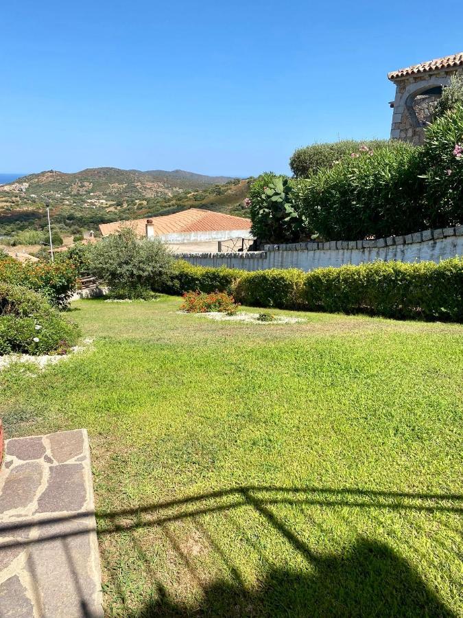 Residenza Il Melograno Villa Budoni Buitenkant foto