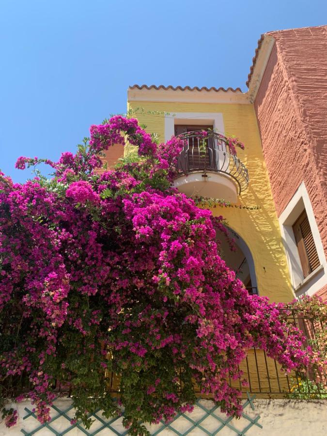 Residenza Il Melograno Villa Budoni Buitenkant foto